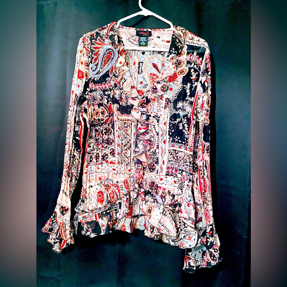 Clothing Company by notations XL fluted bell sleeve ruffled women’s blouse